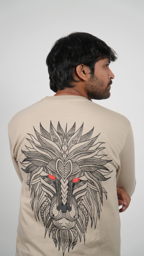 Red Crown Sweatshirt – Lion Sovereign